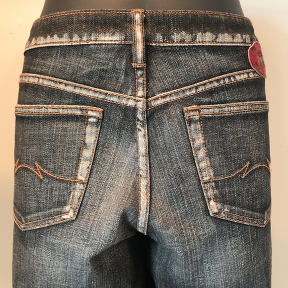 Parasuco Italian denim. Beautiful frost wash on black denim. - Picture 1 of 16